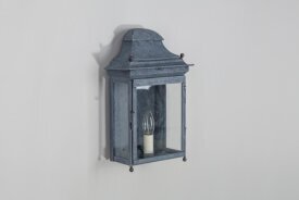 Chantilly Nr. 2156 | Historische Wandleuchte in der Größe M von LumArt